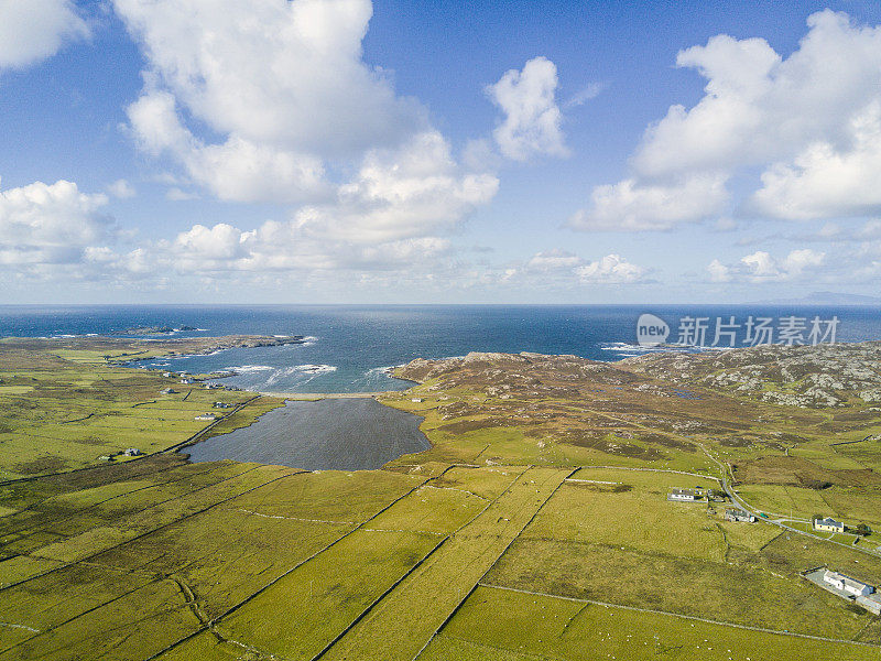 鸟瞰图的伊尼什伯芬岛，Co. Galway，爱尔兰。